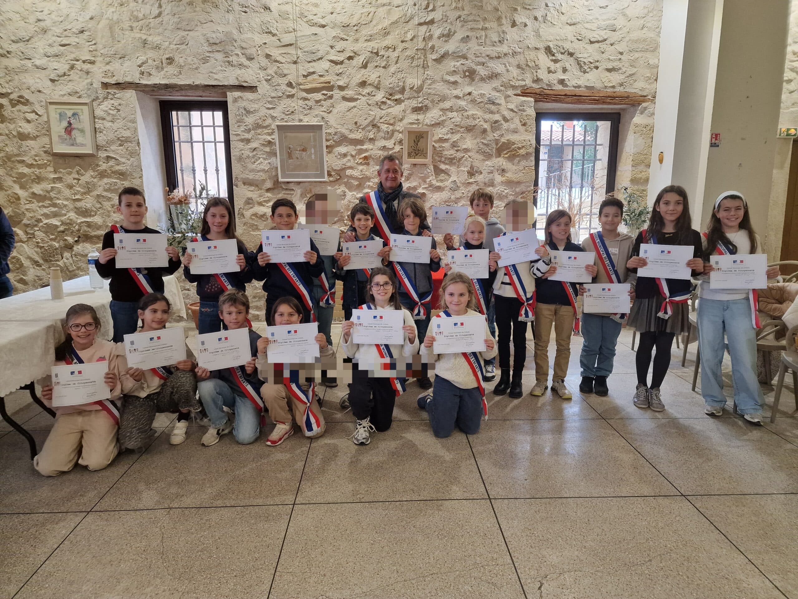 20251212_121411 - Copie